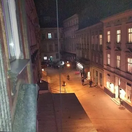 Ubytování v soukromí In The Center Of *